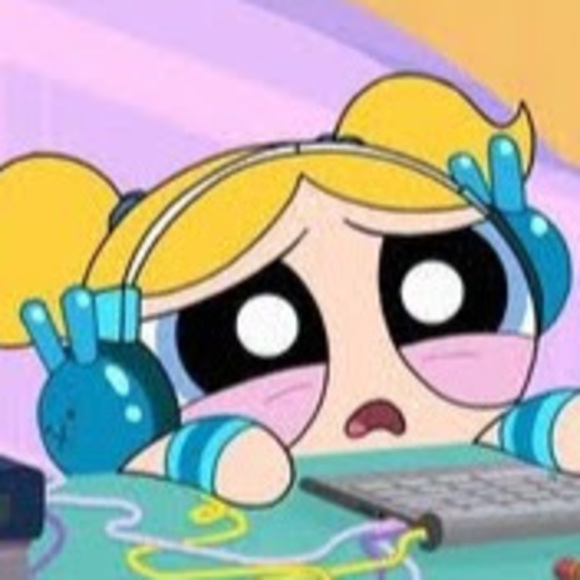 Meet your Posher, Tori ! - Picture 1 of 1